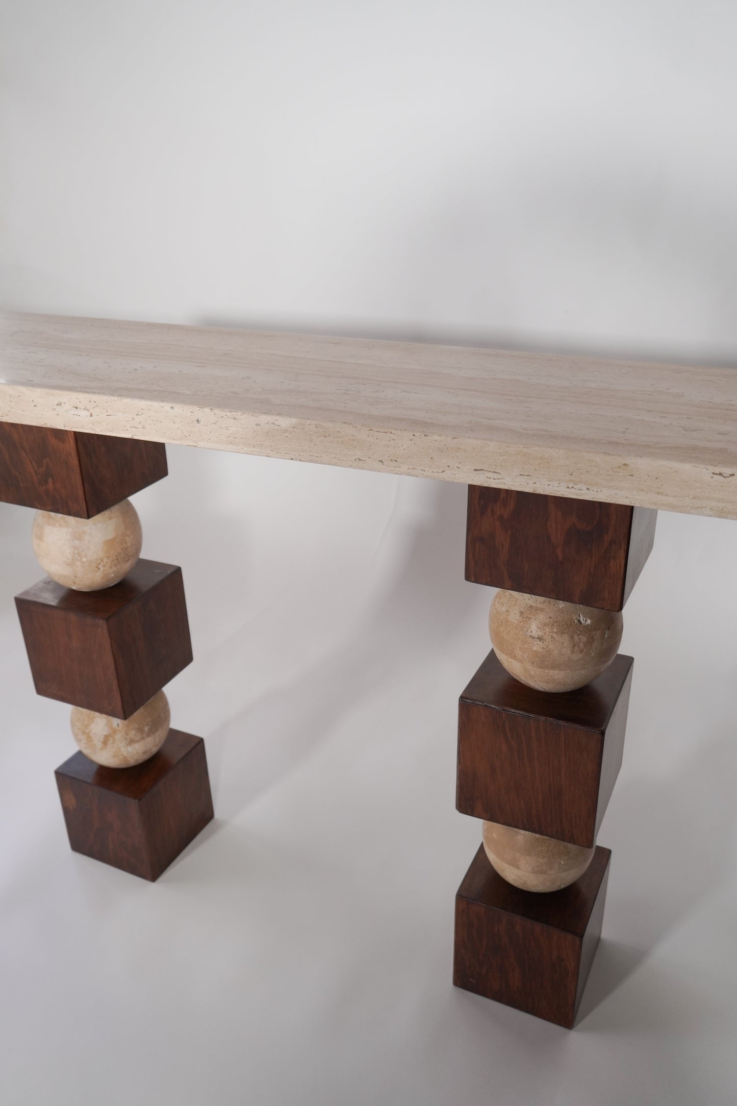 Consola Ánima mármol travertino